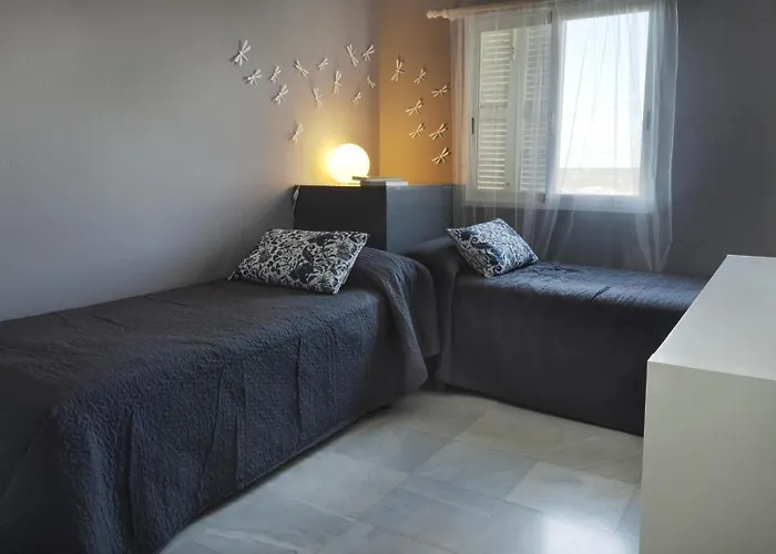 106 Playa Dorada J-1 *