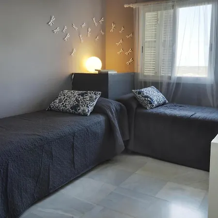 106 Playa Dorada J-1 *